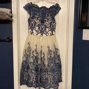 Chi chi dress size 4